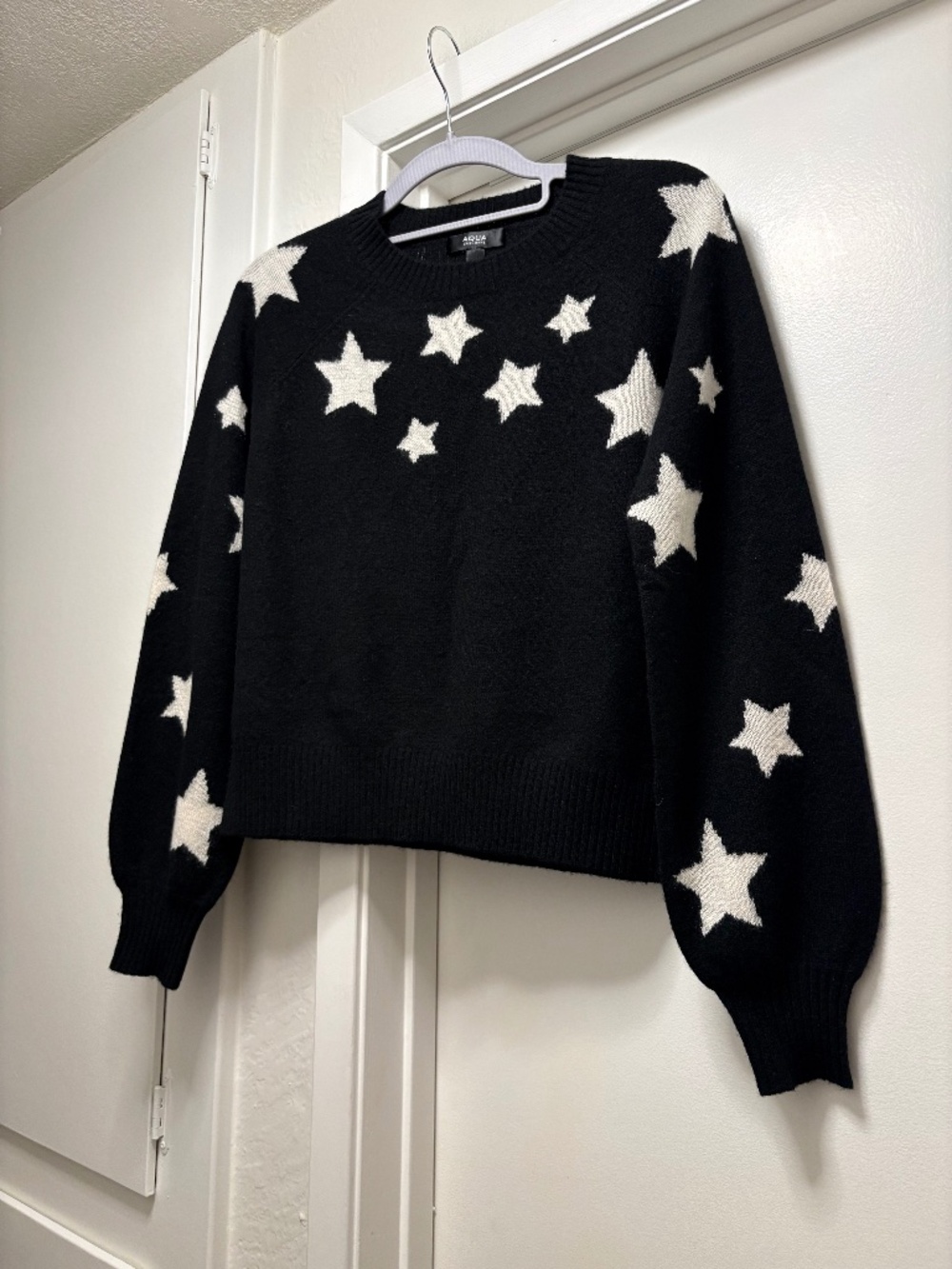 Aqua / Bloomingdale’s 100% cashmere star sweater - size XS
